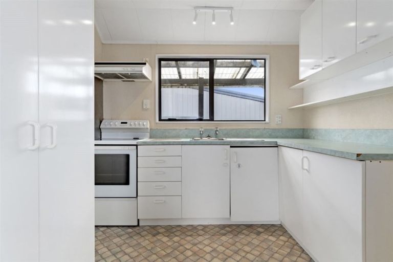 Photo of property in 7 Greenpark Way, Greerton, Tauranga, 3112