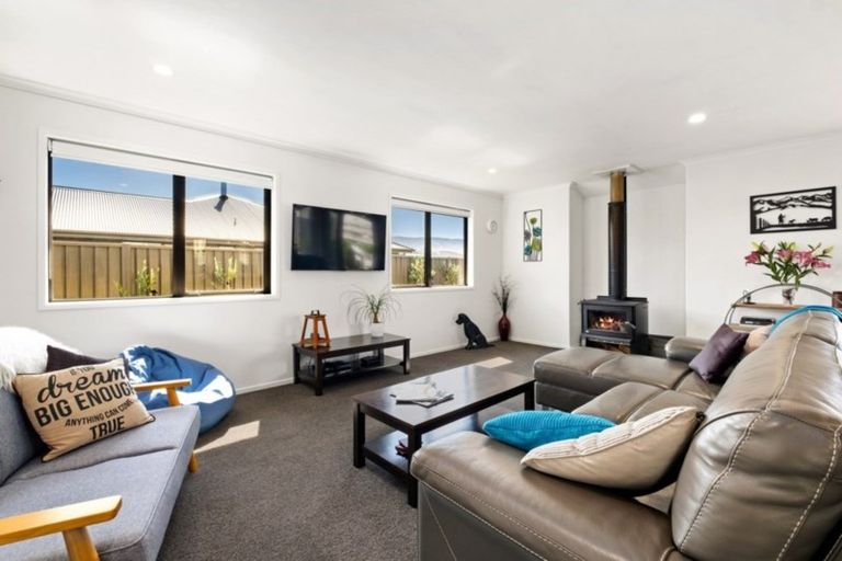 Photo of property in 4 Magnetic Place, Cromwell, 9310