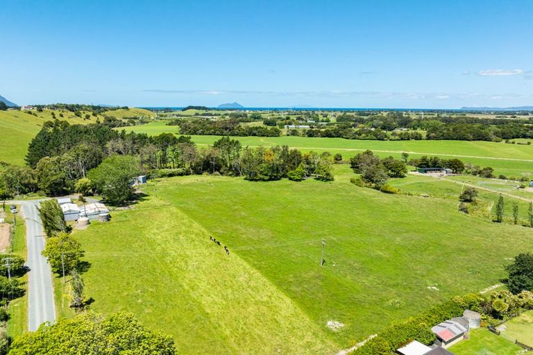 Photo of property in 228 Flyger Road, Mata, Whangarei, 0171