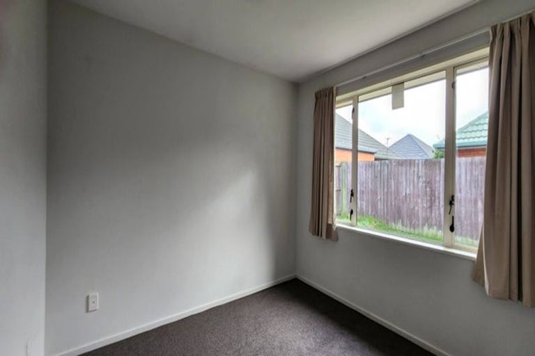 Photo of property in 8 York Tong Place, Addington, Christchurch, 8024