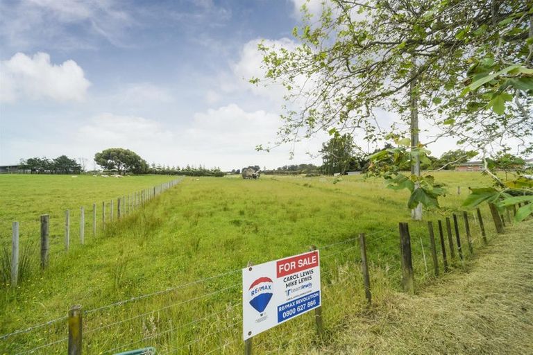 Photo of property in 40 Pukepapa Road, Marton, 4710