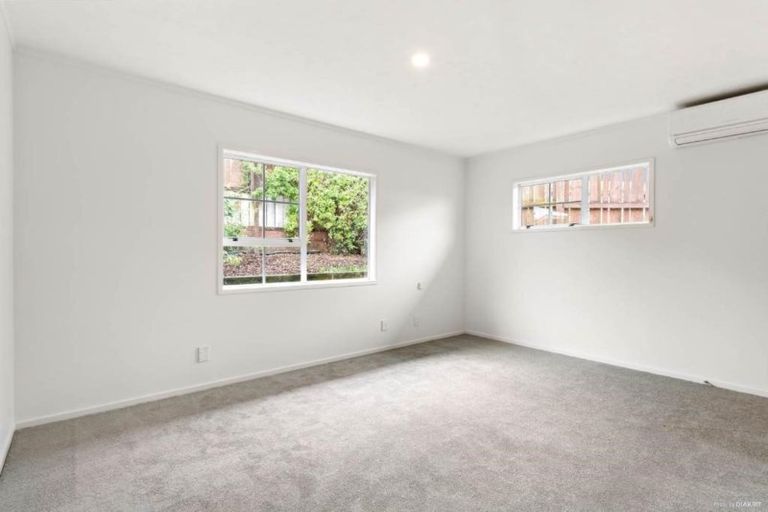 Photo of property in 23 Centorian Drive, Windsor Park, Auckland, 0632