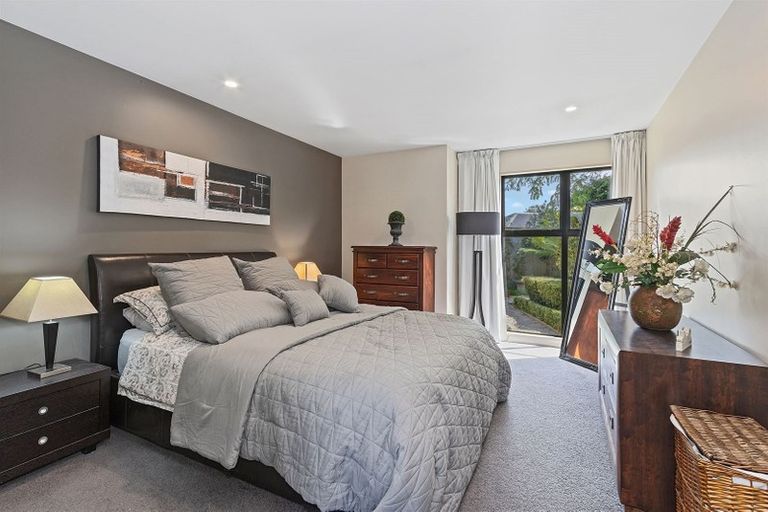 Photo of property in 14 Cam Place, Harewood, Christchurch, 8051