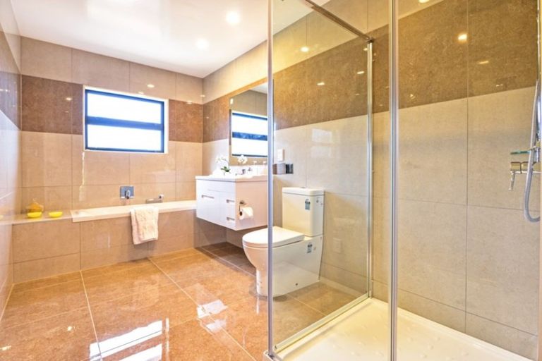 Photo of property in 10 Valley Heights Lane, Pukekohe, 2120