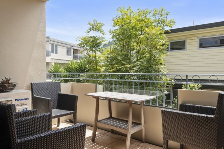 Photo of property in 2/8 Victoria Road, Mount Maunganui, 3116