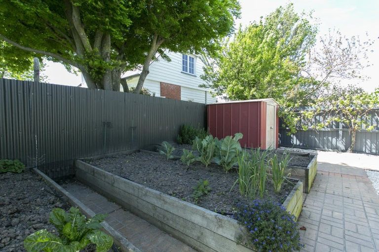 Photo of property in 21 Mona Square, Ashburton, 7700