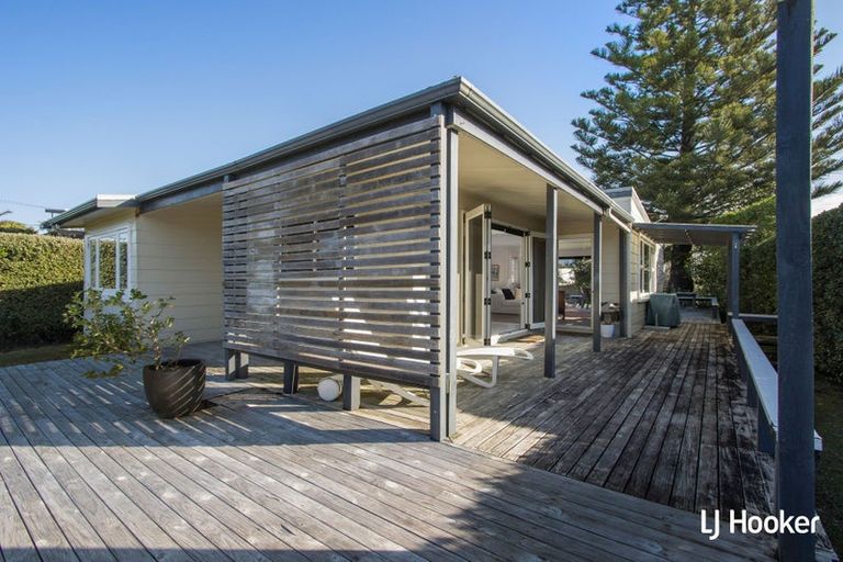 Photo of property in 84 Seaforth Road, Waihi Beach, 3611