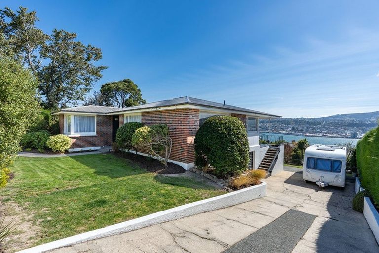 Photo of property in 103 Larnach Road, Vauxhall, Dunedin, 9013