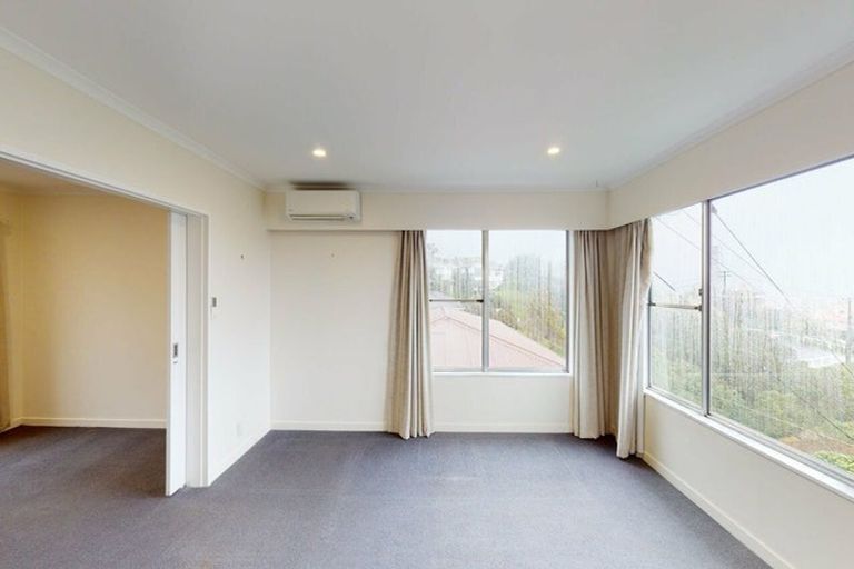 Photo of property in 91 Black Rock Road, Newlands, Wellington, 6037