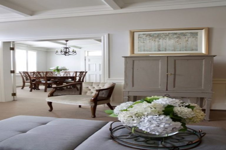 Photo of property in 21 Main Street, Greytown, 5712