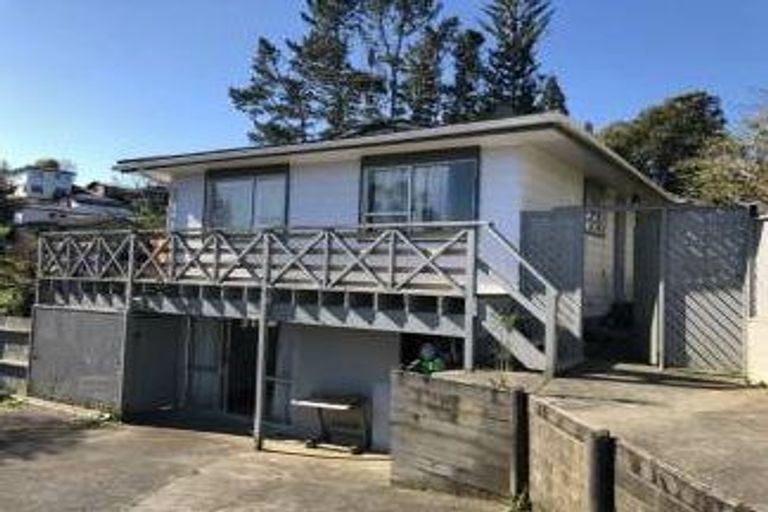 Photo of property in 33 Redwood Drive, Massey, Auckland, 0614