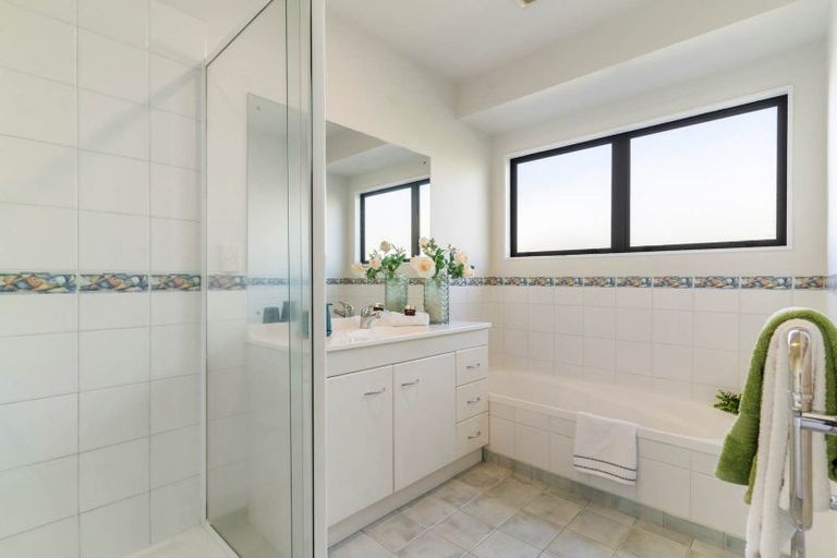 Photo of property in 21 Elan Place, Stanmore Bay, Whangaparaoa, 0932