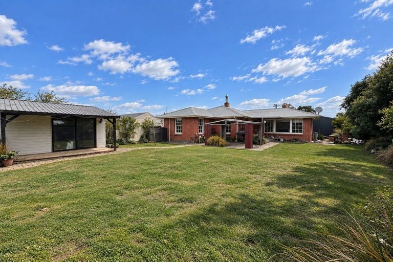 Photo of property in 5 Douglas Road, Amberley, 7410