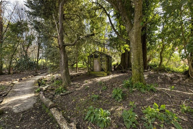 Photo of property in 12 Shirley Lane, Sawyers Bay, 9023