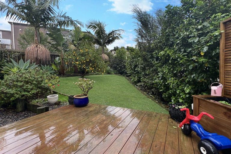 Photo of property in 15/24 Eastglen Road, Glen Eden, Auckland, 0602