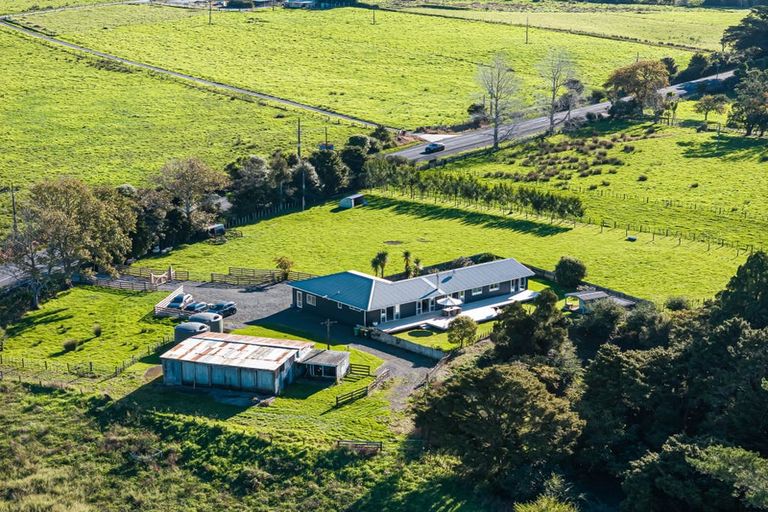 Photo of property in 1331 Whangaripo Valley Road, Whangaripo, Wellsford, 0972