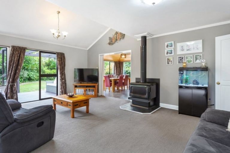 Photo of property in 19 Strachan Place, Rangiora, 7400