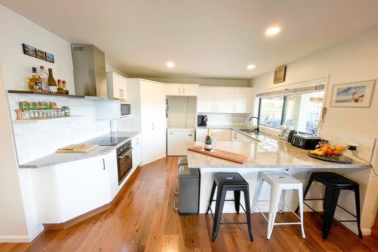 Photo of property in 87 Arabian Drive, Papamoa Beach, Papamoa, 3118