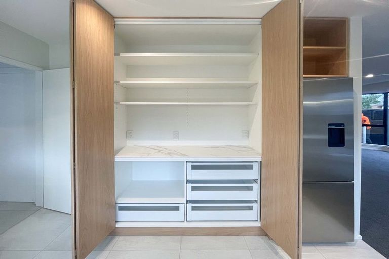 Photo of property in 8a Roa Road, Fendalton, Christchurch, 8041