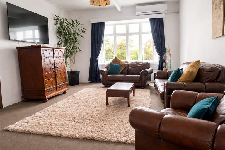 Photo of property in 13 Chester Street, Waverley, 4510