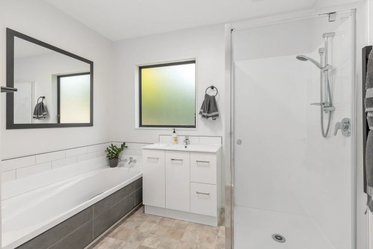 Photo of property in 10/108a Verran Road, Birkdale, Auckland, 0626