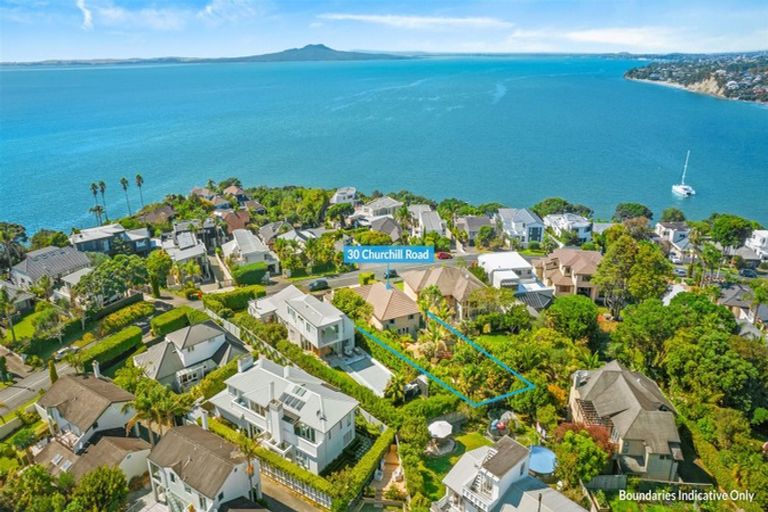Photo of property in 30 Churchill Road, Murrays Bay, Auckland, 0630
