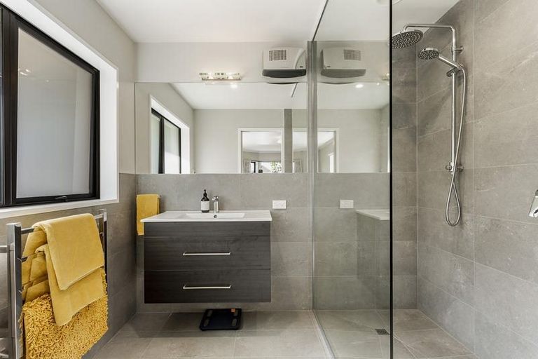 Photo of property in 154 Hagart-alexander Drive, Mosgiel, 9024