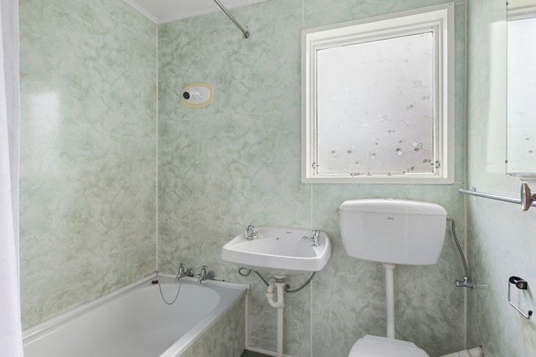 Photo of property in 1/11 Celia Street, Redcliffs, Christchurch, 8081