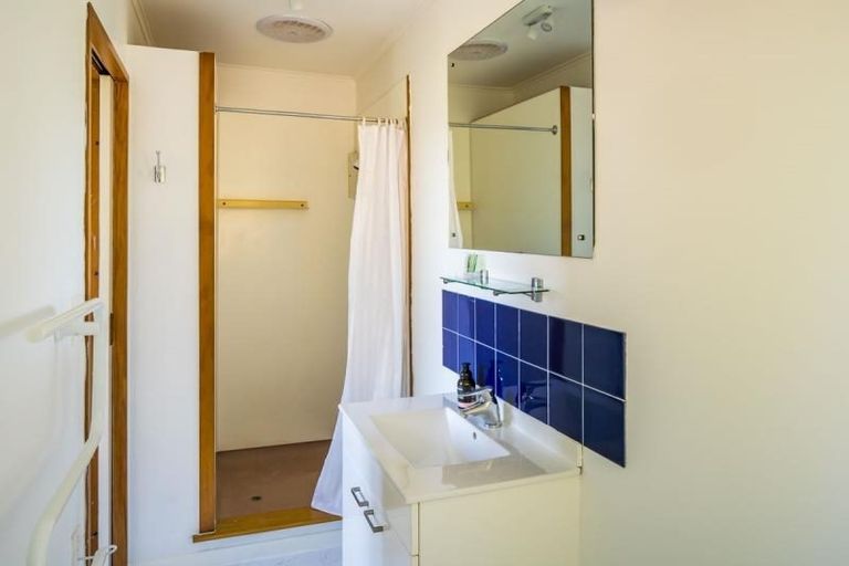 Photo of property in 84 Cluny Road, Plimmerton, Porirua, 5026