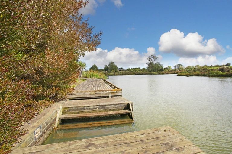 Photo of property in 80a Blackbridge Road, Karaka, Papakura, 2580