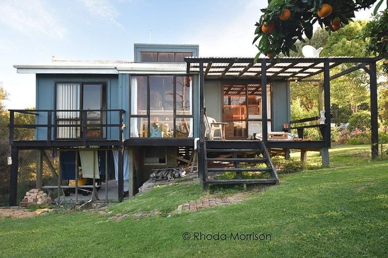 Photo of property in 43 Pahi Road, Paparoa, 0571