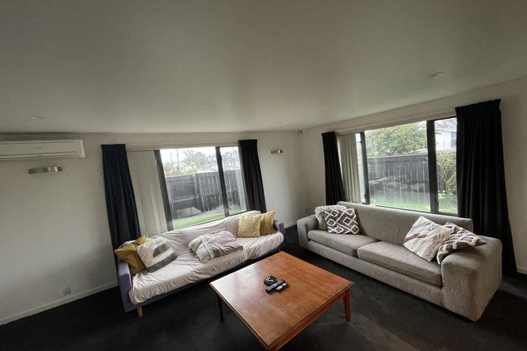 Photo of property in 1 Trist Place, Edgeware, Christchurch, 8013