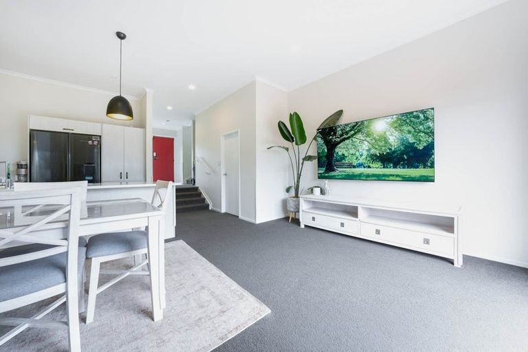 Photo of property in 40 Buckley Avenue, Hobsonville, Auckland, 0616