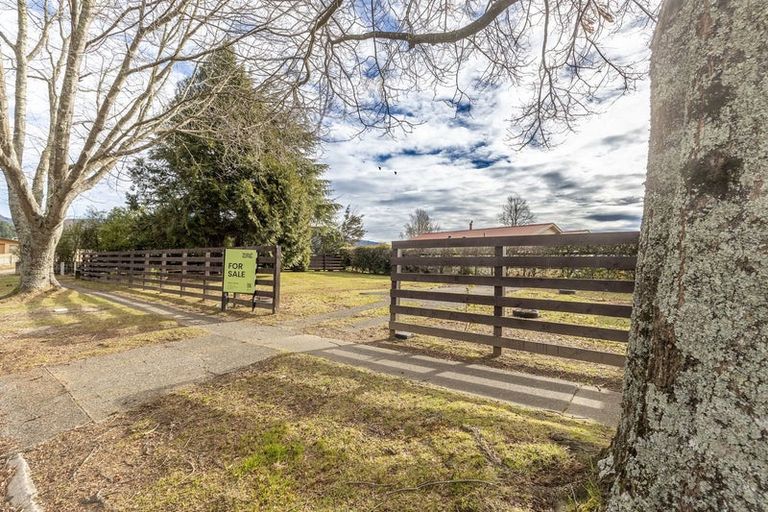 Photo of property in 19 Te Hei Place, Turangi, 3334