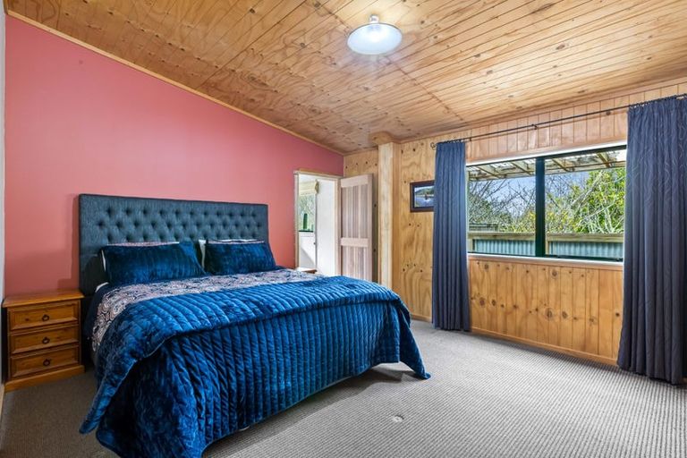 Photo of property in 979 Kaipara Flats Road, Kaipara Flats, Warkworth, 0984