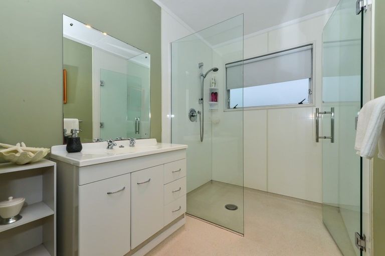 Photo of property in 2 Grove Place, Dinsdale, Hamilton, 3204