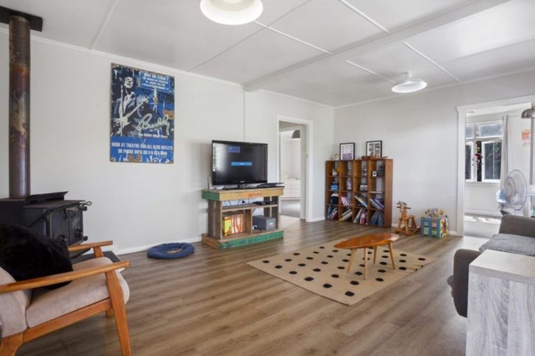 Photo of property in 31 Athenree Road, Athenree, Katikati, 3177