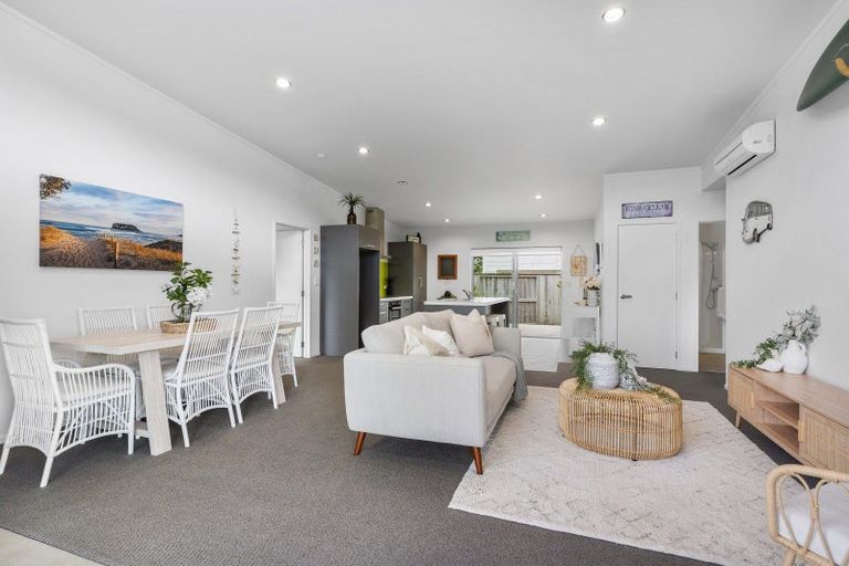 Photo of property in 408 Linton Crescent, Whangamata, 3620