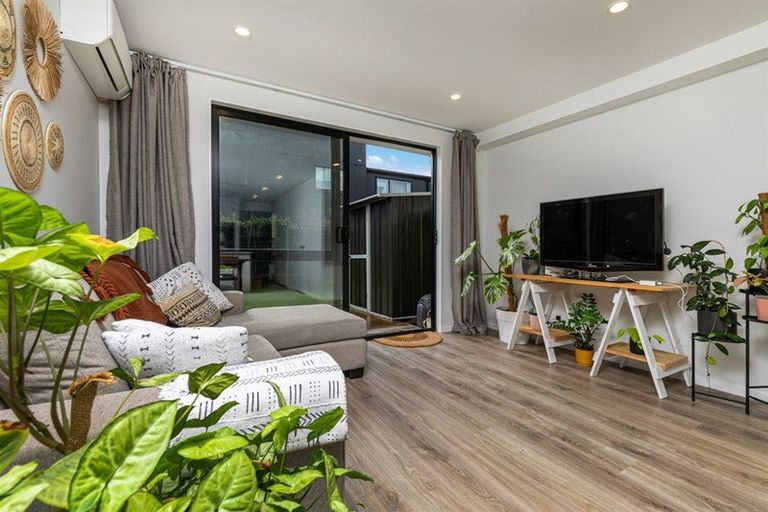 Photo of property in 56 Ivy Nola Way, Henderson, Auckland, 0612