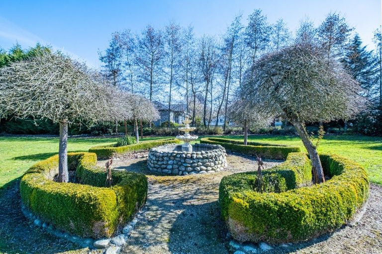 Photo of property in Warburton House, 31 Fairlie-tekapo Road, Fairlie, 7925