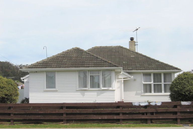 Photo of property in 33 Glasgow Crescent, Kaiti, Gisborne, 4010