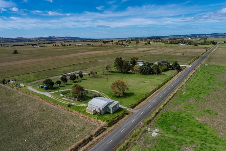 Photo of property in 76 Robertson Road, Ruawai, 0591