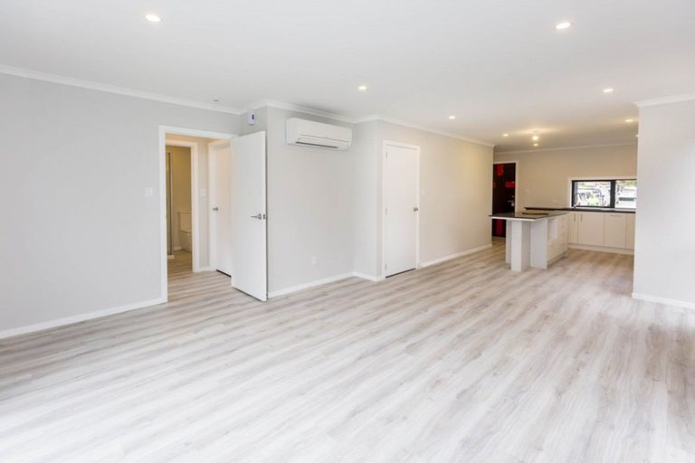 Photo of property in 84 Mawai Hakona Drive, Wallaceville, Upper Hutt, 5018