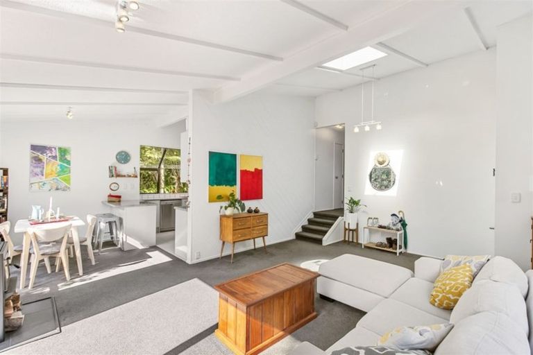 Photo of property in 3/165 Balmain Road, Birkenhead, Auckland, 0626