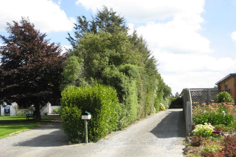 Photo of property in 8 Oakden Drive, Darfield, 7510