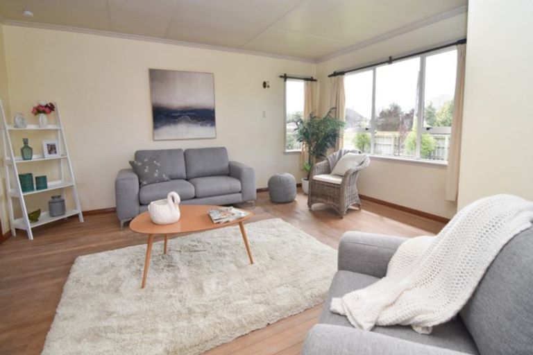 Photo of property in 5 Charles Street, Carterton, 5713