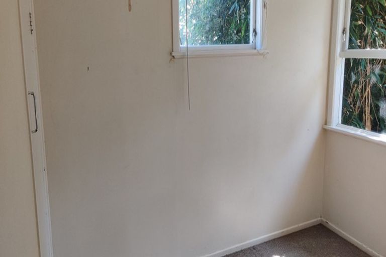 Photo of property in 1/13 St Peters Street, Northcote, Auckland, 0627