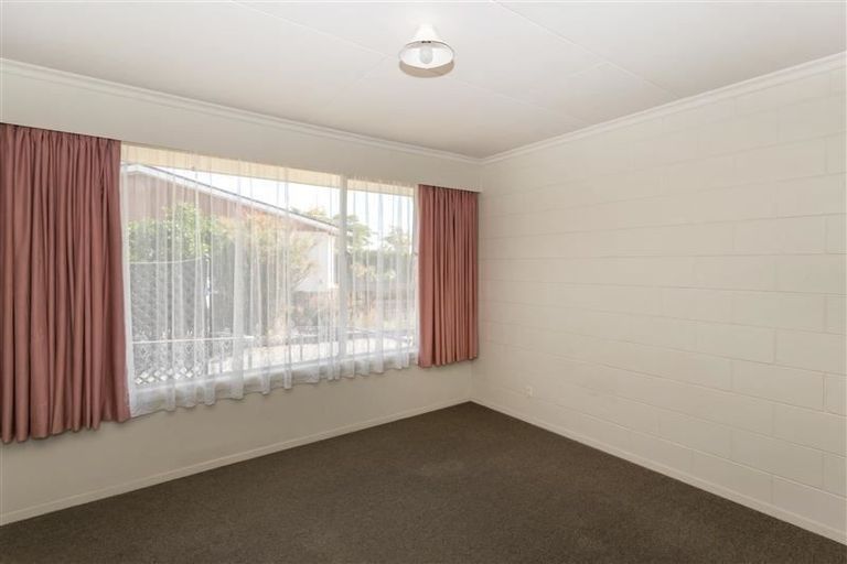 Photo of property in 2/12 Newbourne Crescent, Redwoodtown, Blenheim, 7201