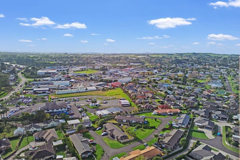 Photo of property in 11/15 O'sullivan Place, Waiuku, 2123