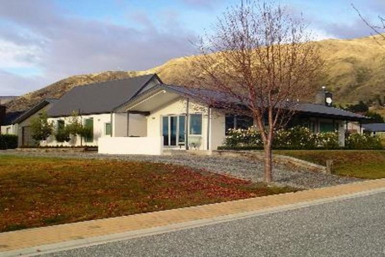 Photo of property in 15 Willets Green, Wanaka, 9305